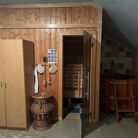 Wellness Club Villa Puclice Екстериор снимка