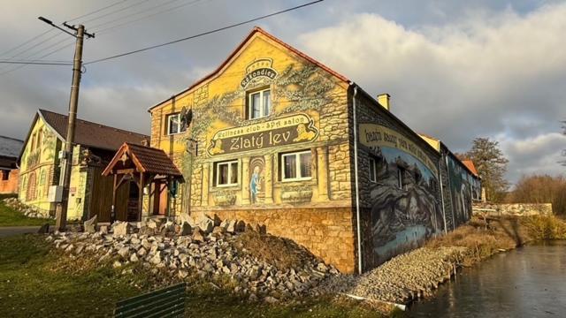 Wellness Club Villa Puclice Екстериор снимка