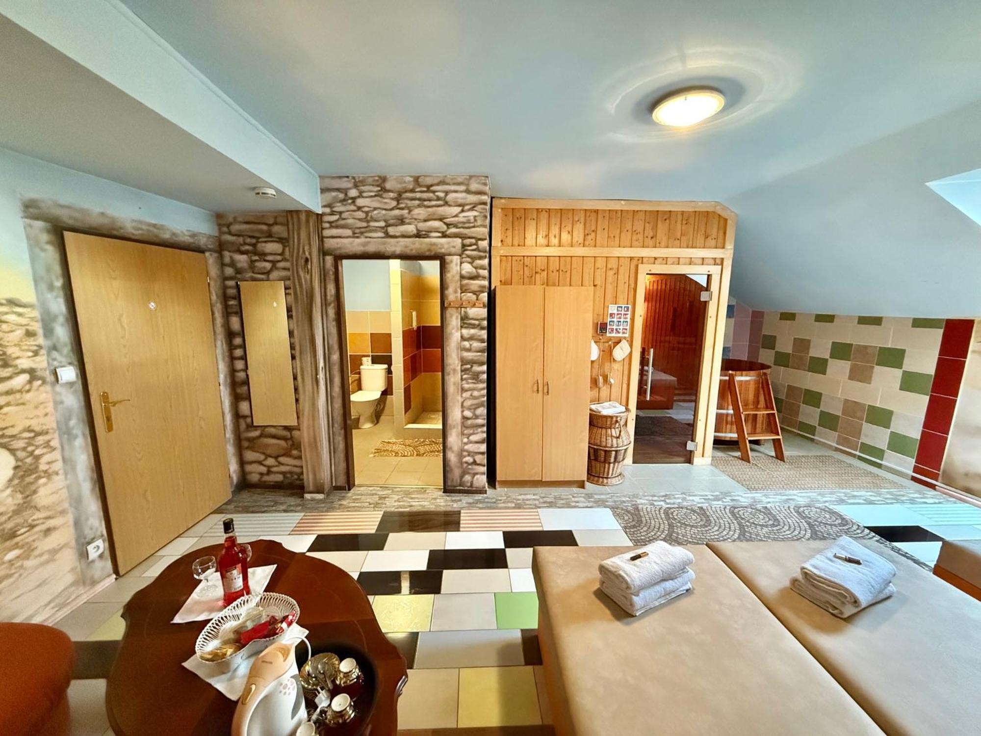 Wellness Club Villa Puclice Екстериор снимка